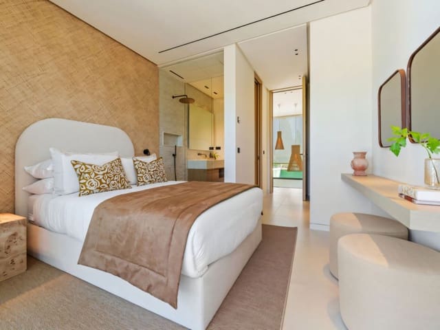 Chalet de 5 habitaciones en Golden Mile, Marbella en venta con piscina garaje - 5.995.000 € (Ref: 9374931)