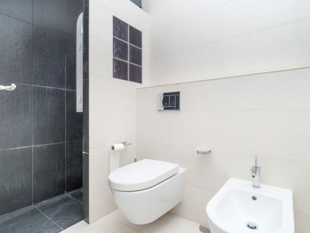 3 chambre Maison de Ville à vendre à Nueva Andalucia avec piscine - 499 999 € (Ref: 9376548)