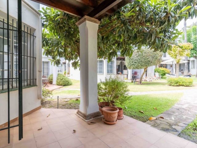 3 chambre Maison de Ville à vendre à Nueva Andalucia, Marbella avec piscine - 499 999 € (Ref: 9376548)