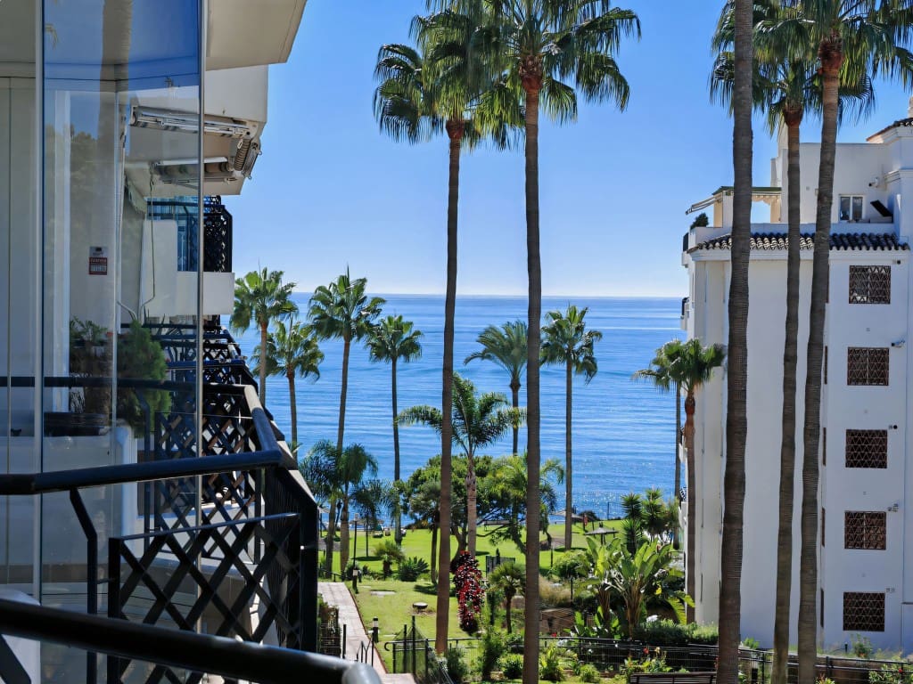 2 Zimmer Apartment zu verkaufen in Calahonda mit Pool - 535.000 € (Ref: 9376549)