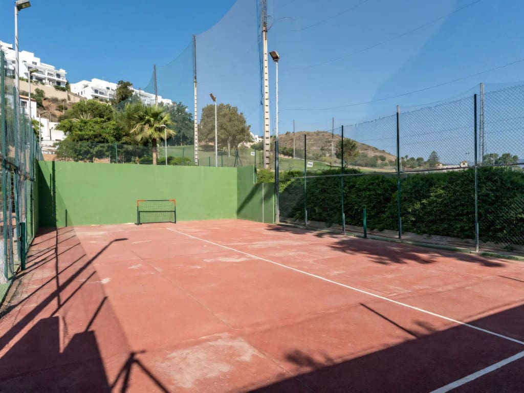 3 chambre Appartement à vendre à La Cala de Mijas avec piscine garage - 575 000 € (Ref: 9378679)