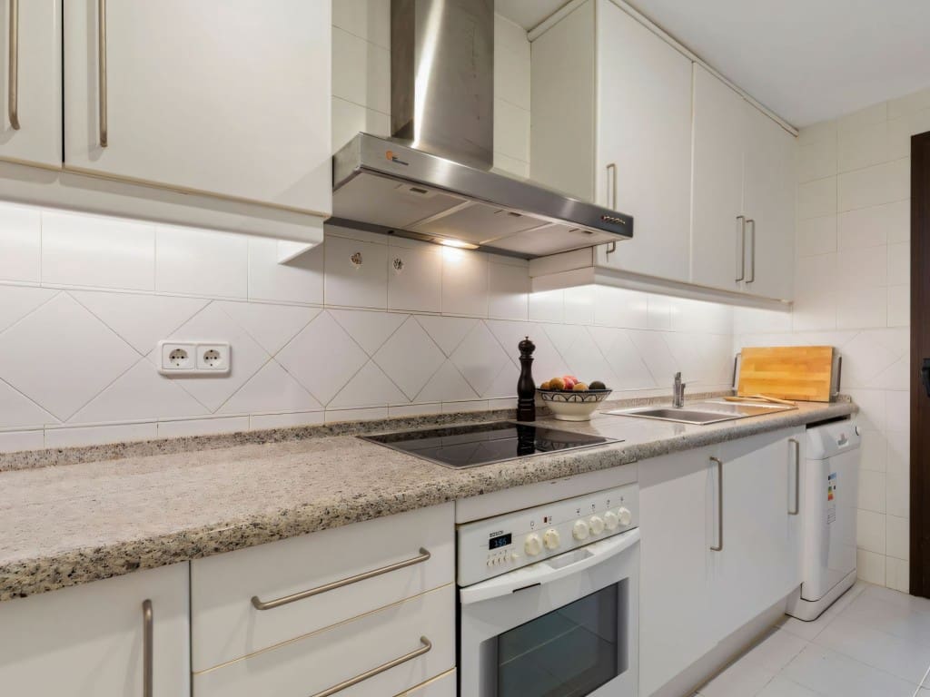 3 slaapkamer Appartement te koop in Los Arqueros met zwembad - € 520.000 (Ref: 9382292)