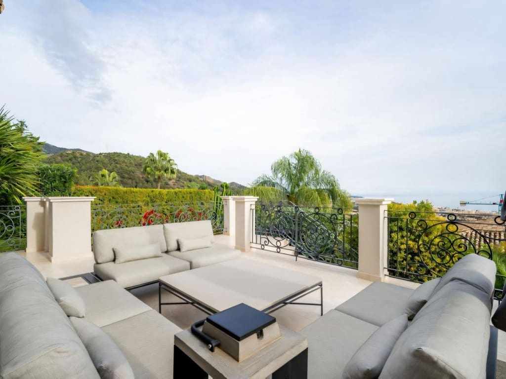 6 soverom Villa til salgs i Marbella med svømmebasseng garasje - € 10 500 000 (Ref: 9382293)