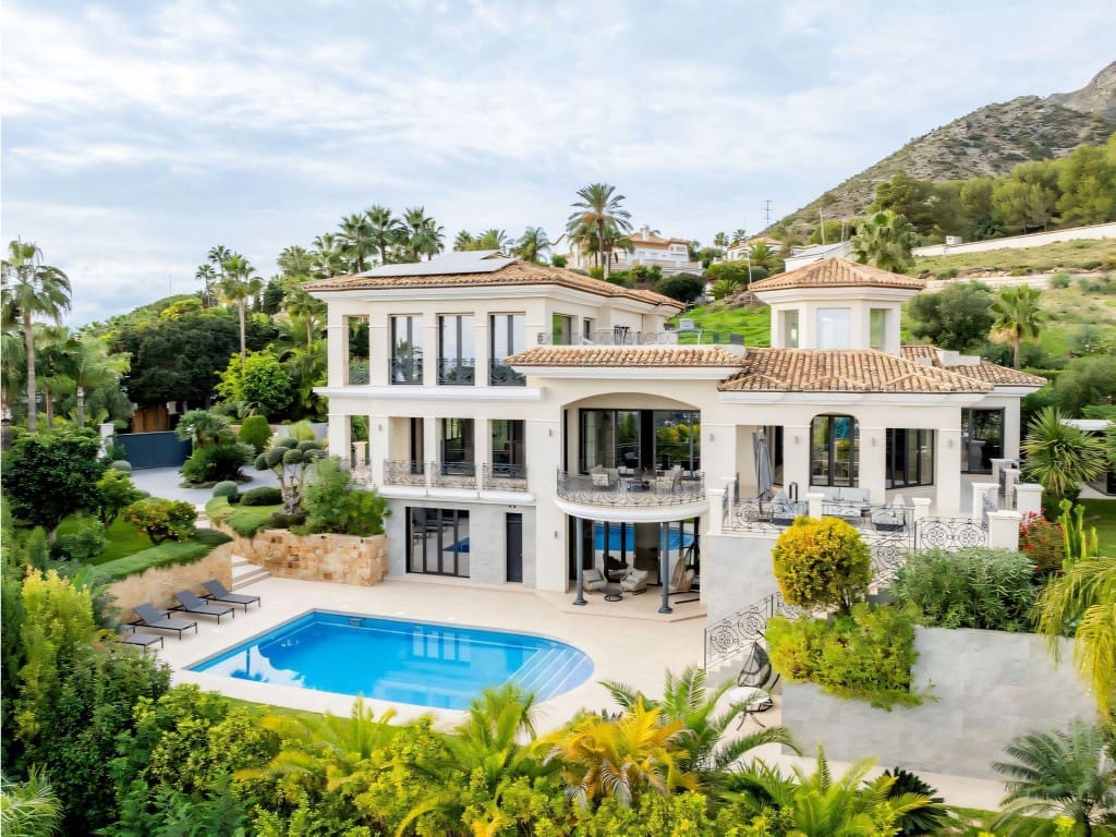 6 soverom Villa til salgs i Marbella med svømmebasseng garasje - € 10 500 000 (Ref: 9382293)