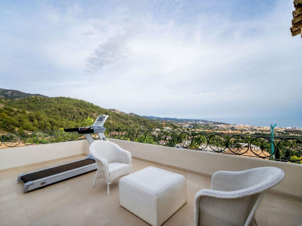 6 soverom Villa til salgs i Marbella med svømmebasseng garasje - € 10 500 000 (Ref: 9382293)