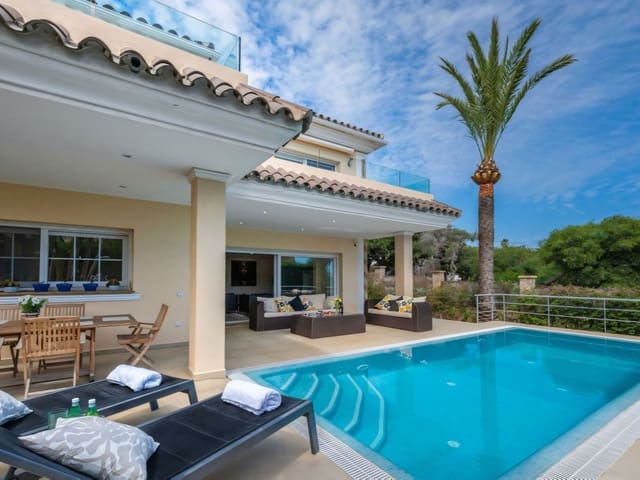 6 slaapkamer Villa te koop in Marbesa, Marbella met zwembad - € 2.400.000 (Ref: 9382294)