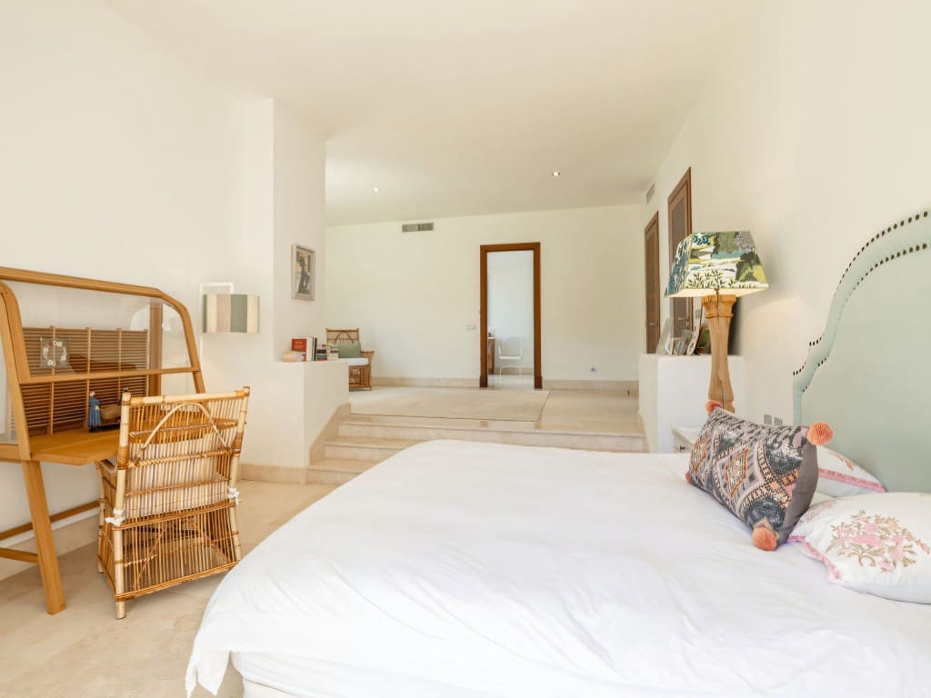 4 makuuhuone Huvila myytävänä paikassa Casares mukana uima-altaan 
autotalli - 4 550 000 € (Ref: 9385078)