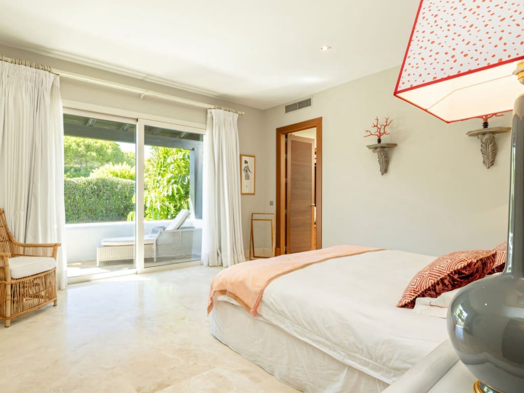 4 makuuhuone Huvila myytävänä paikassa Casares mukana uima-altaan 
autotalli - 4 550 000 € (Ref: 9385078)