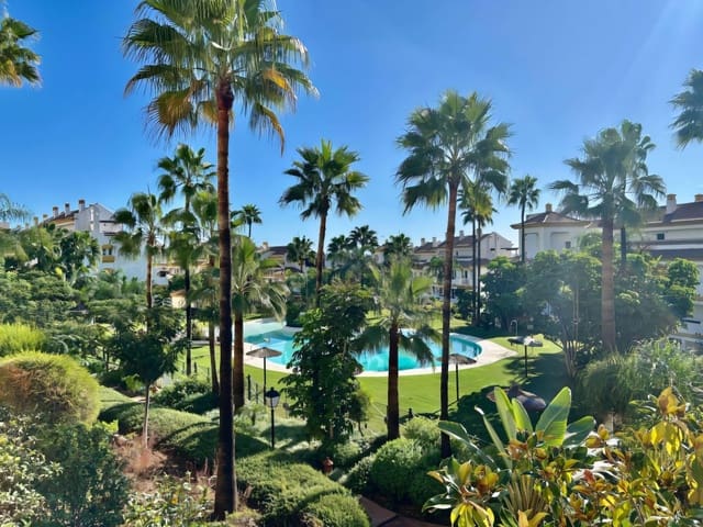 2 Zimmer Apartment zu verkaufen in La Cala de Mijas, Mijas mit Pool - 285.000 € (Ref: 9385079)