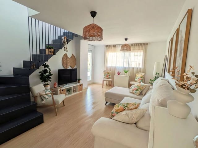 3 chambre Penthouse à vendre à Centro, Estepona avec piscine - 795 000 € (Ref: 9387109)