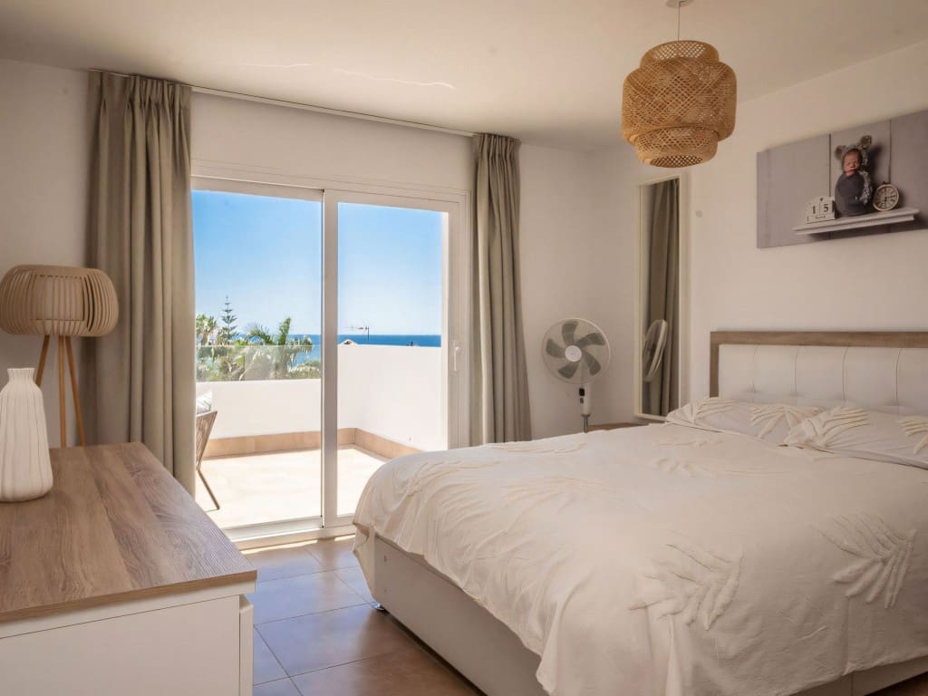 6 chambre Villa/Maison à vendre à Estepona avec piscine garage - 1 995 000 € (Ref: 9392127)