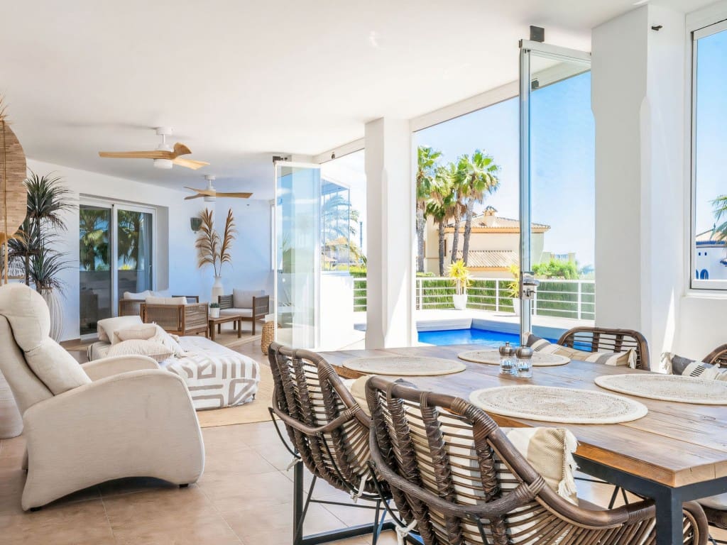 6 chambre Villa/Maison à vendre à Estepona avec piscine garage - 1 995 000 € (Ref: 9392127)