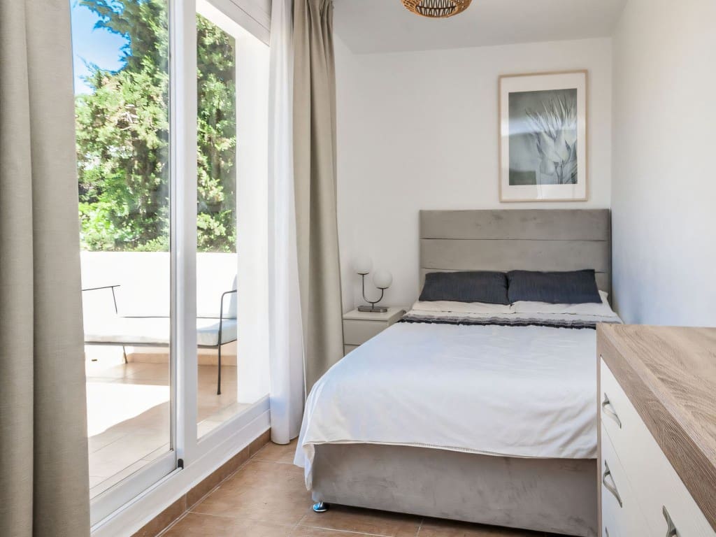 6 chambre Villa/Maison à vendre à Estepona avec piscine garage - 1 995 000 € (Ref: 9392127)