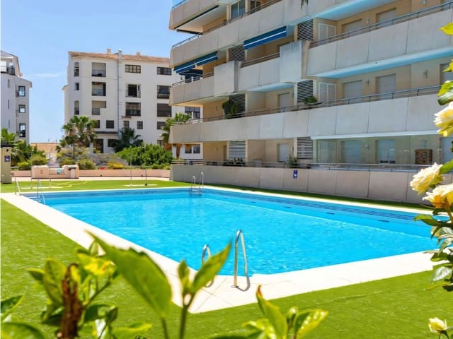 2 chambre Appartement à vendre à Puerto Banus, Marbella avec piscine - 599 900 € (Ref: 9395684)