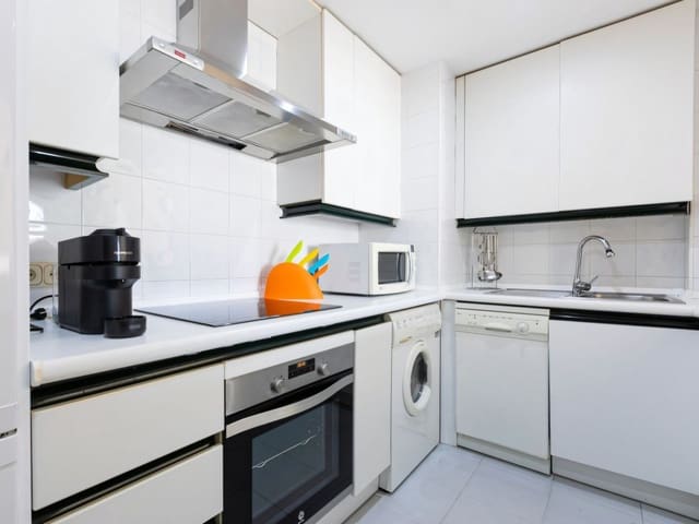 2 chambre Appartement à vendre à Puerto Banus, Marbella avec piscine - 599 900 € (Ref: 9395684)