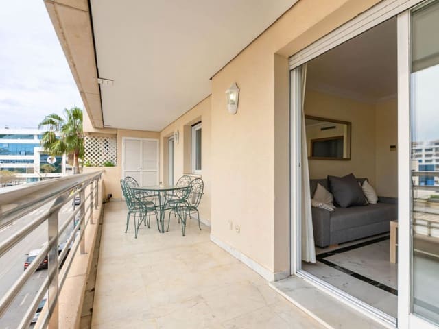 2 chambre Appartement à vendre à Puerto Banus, Marbella avec piscine - 599 900 € (Ref: 9395684)