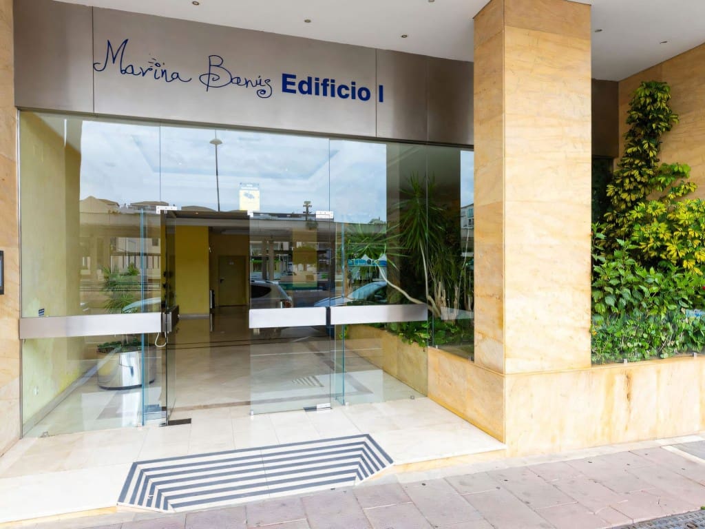 2 chambre Appartement à vendre à Puerto Banus avec piscine - 599 900 € (Ref: 9395684)