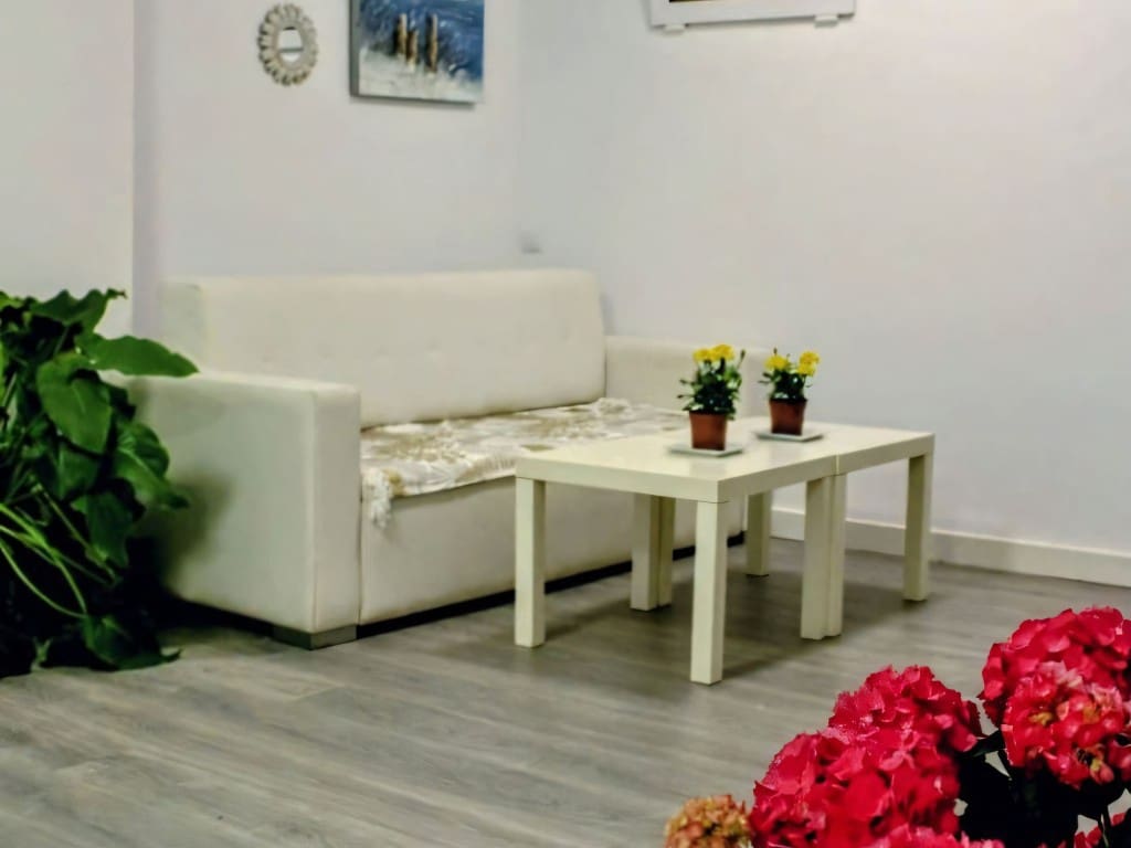 4 slaapkamer Villa te koop in Benahavis met zwembad garage - € 679.000 (Ref: 9395687)