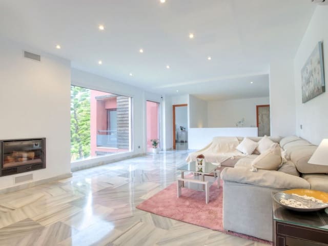 4 slaapkamer Villa te koop in Benahavís met zwembad garage - € 679.000 (Ref: 9395687)