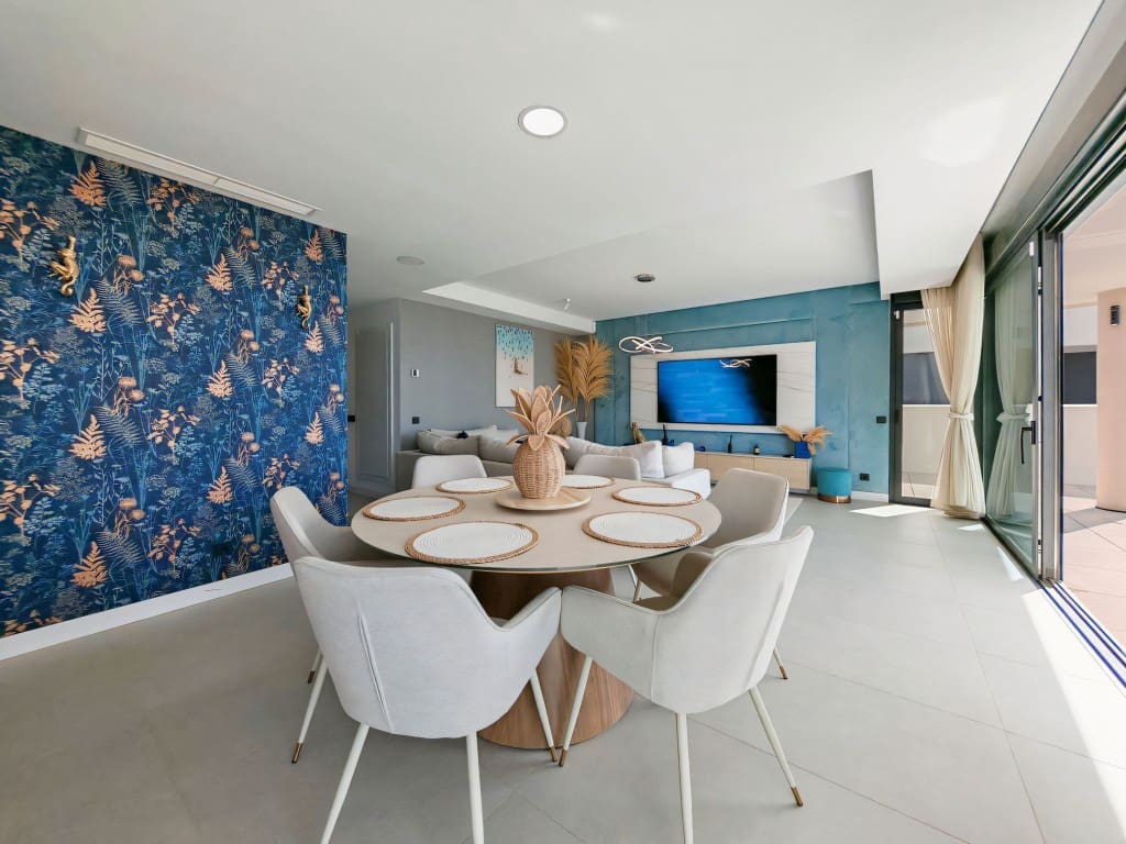 3 chambre Penthouse à vendre à Los Monteros avec piscine - 1 295 000 € (Ref: 9395688)