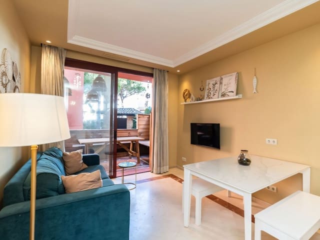 3 bedroom Apartment for sale in Elviria, Marbella with pool - € 475,000 (Ref: 9400337)