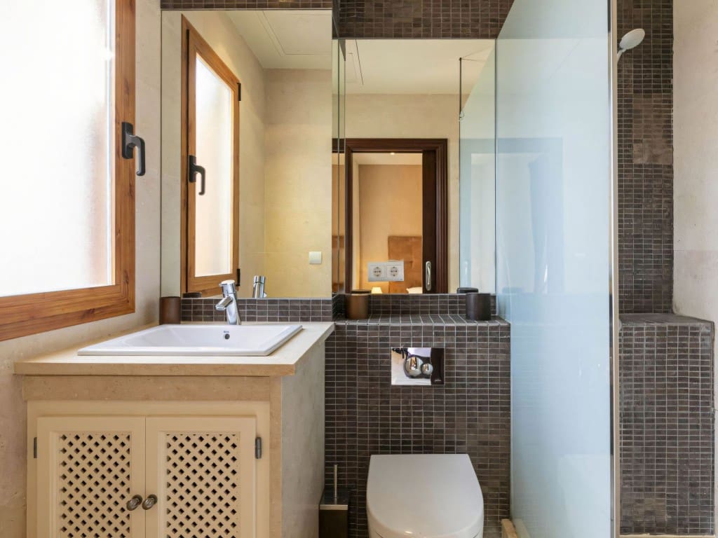 2 slaapkamer Appartement te koop in Nueva Andalucia met zwembad garage - € 397.000 (Ref: 9400338)