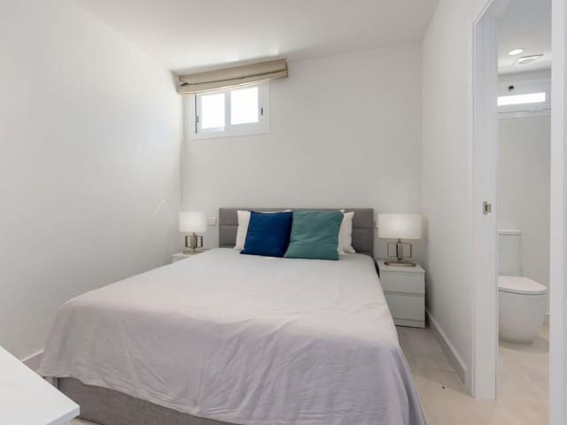 2 chambre Appartement à vendre à Puerto Banus, Marbella - 850 000 € (Ref: 9400340)