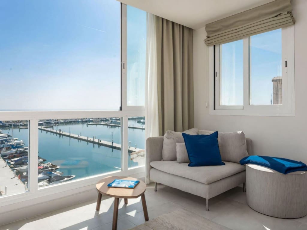 2 chambre Appartement à vendre à Puerto Banus - 850 000 € (Ref: 9400340)