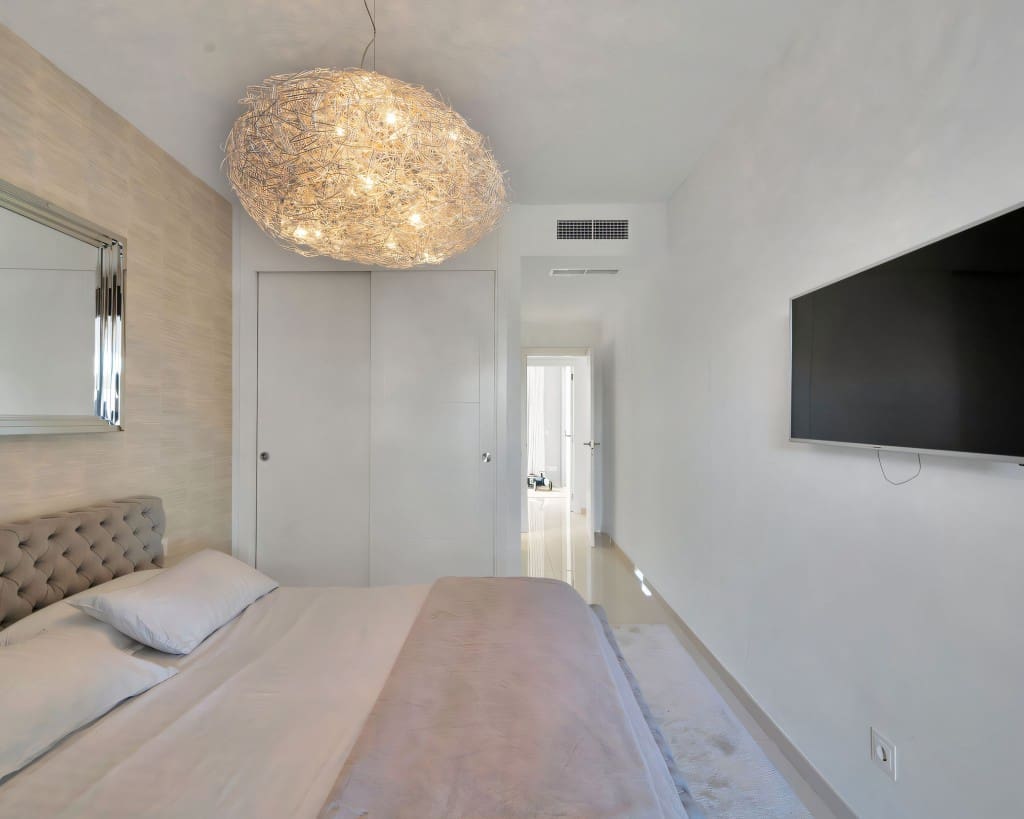 3 Zimmer Apartment zu verkaufen in New Golden Mile mit Pool - 895.000 € (Ref: 9402840)