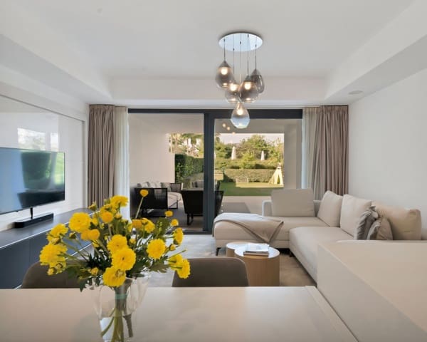 3 Zimmer Apartment zu verkaufen in Nueva Atalaya, Estepona mit Pool - 895.000 € (Ref: 9402840)