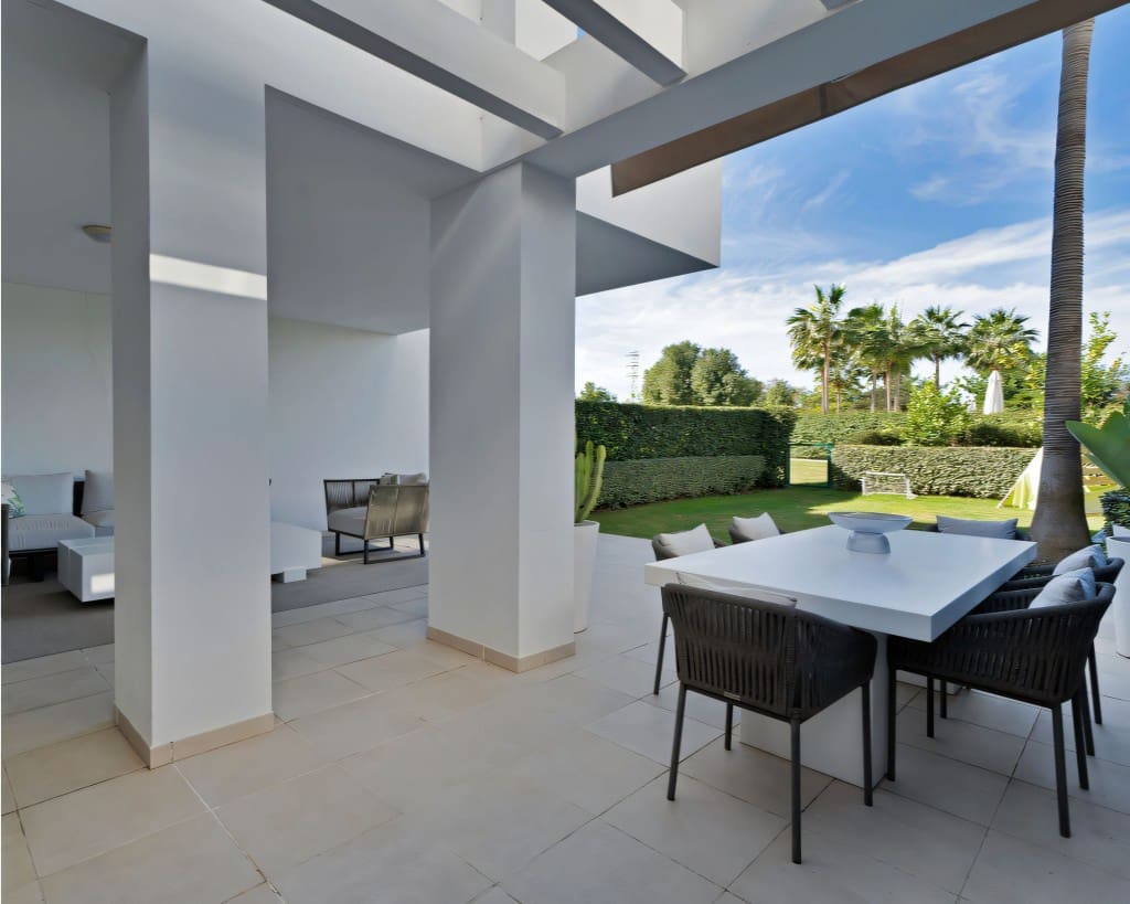 3 Zimmer Apartment zu verkaufen in New Golden Mile mit Pool - 895.000 € (Ref: 9402840)