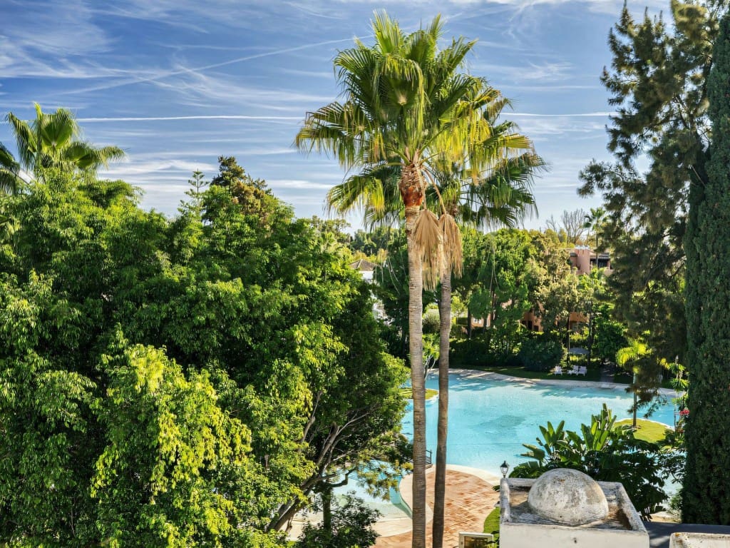 4 sypialnia Penthouse na sprzedaż w San Pedro de Alcantara z basenem - 1 598 000 € (Ref: 9406186)