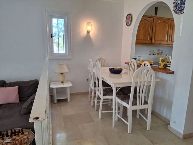 2 soverom Hus til salgs i El Paraiso, Estepona med svømmebasseng - € 300 000 (Ref: 9406187)