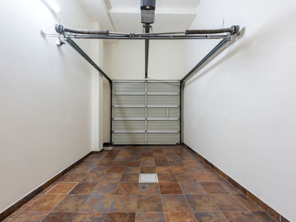 3 slaapkamer Huis te koop in Benahavis met zwembad garage - € 550.000 (Ref: 9406188)