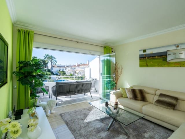 3 soverom Penthouse til salgs i El Paraiso, Estepona med svømmebasseng - € 345 000 (Ref: 9407901)
