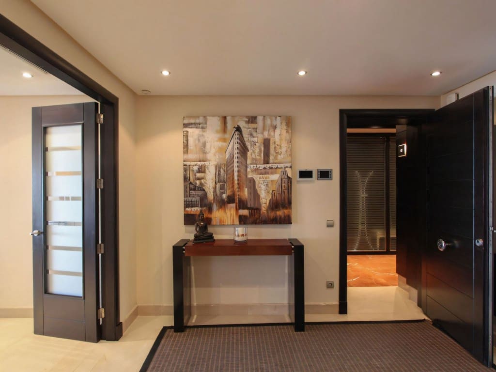 2 soveværelse Lejlighed til salg i Puerto Banus med swimmingpool - € 2.400.000 (Ref: 9409162)