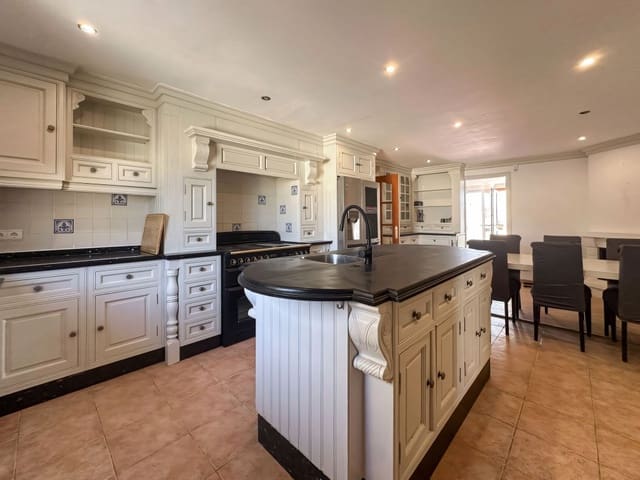 4 soverom Finca/Herregård til salgs i Mijas med svømmebasseng - € 575 000 (Ref: 9410500)