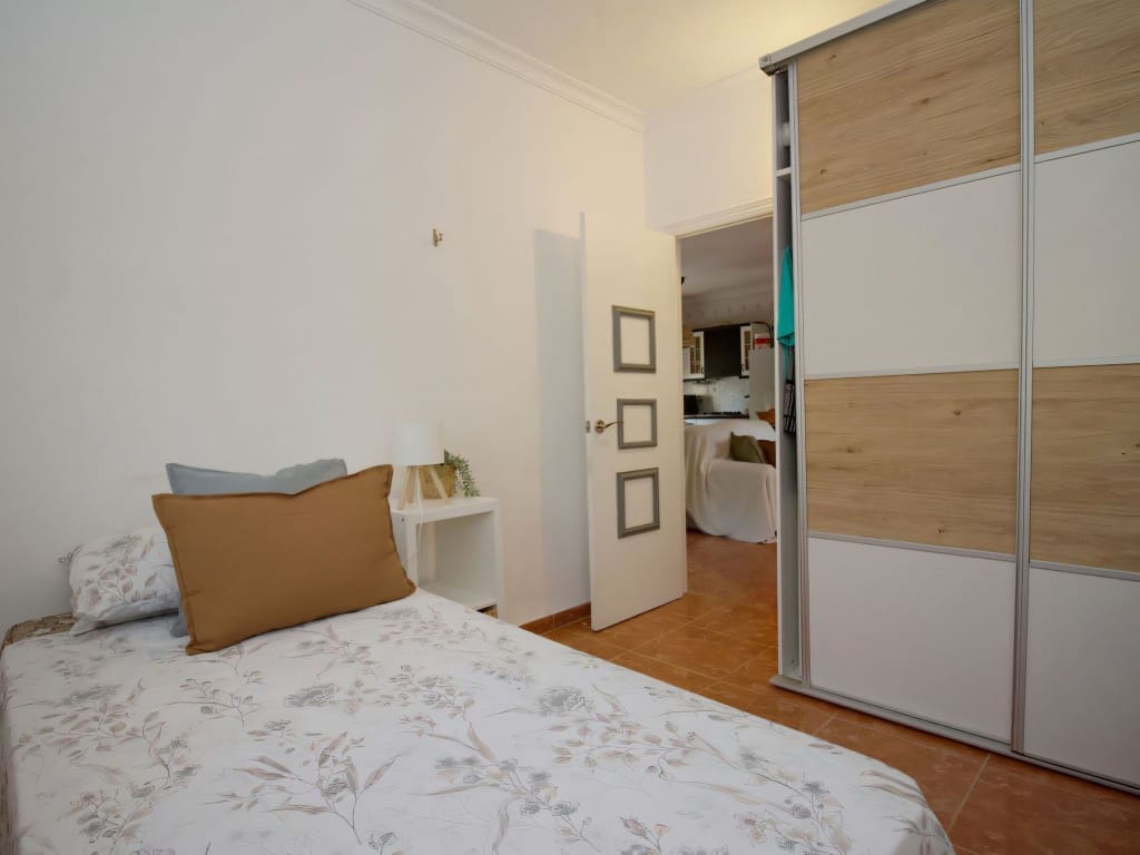 4 sypialnia Finka/Dom wiejski na sprzedaż w Cartama z basenem garażem - 342 000 € (Ref: 9410502)