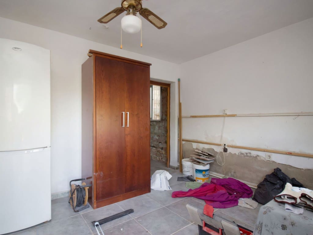 4 sypialnia Finka/Dom wiejski na sprzedaż w Cartama z basenem garażem - 342 000 € (Ref: 9410502)