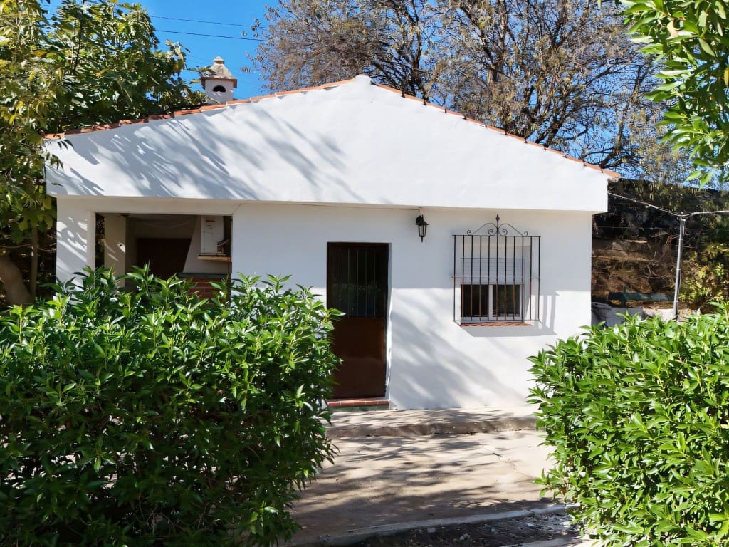 4 sypialnia Finka/Dom wiejski na sprzedaż w Cartama z basenem garażem - 342 000 € (Ref: 9410502)