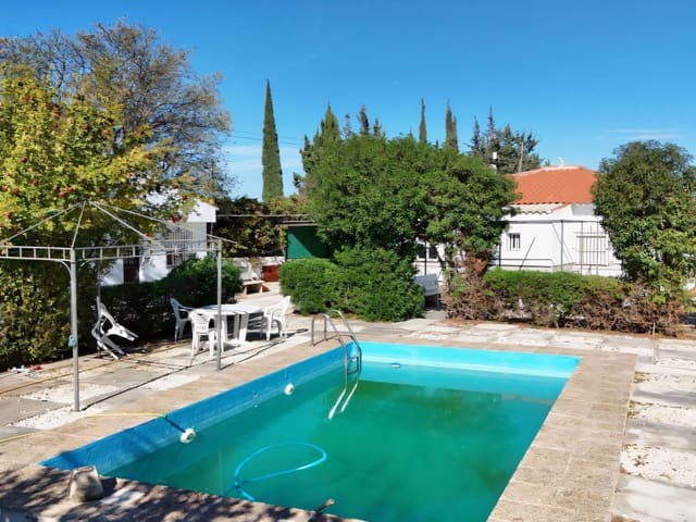 4 sypialnia Finka/Dom wiejski na sprzedaż w Cártama z basenem garażem - 342 000 € (Ref: 9410502)