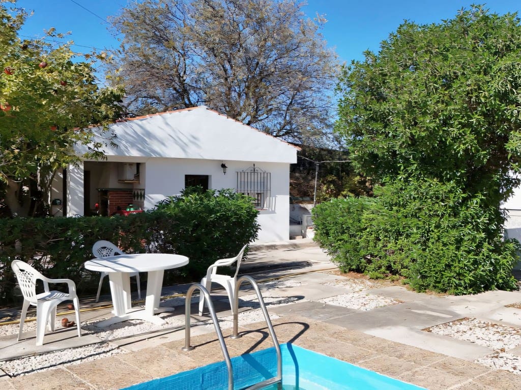 4 sypialnia Finka/Dom wiejski na sprzedaż w Cartama z basenem garażem - 342 000 € (Ref: 9410502)