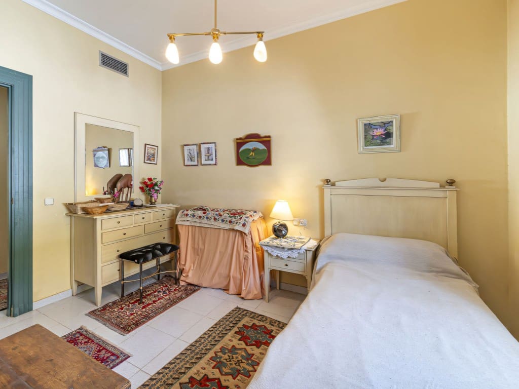 4 slaapkamer Villa te koop in Marbella met zwembad garage - € 2.050.000 (Ref: 9410503)