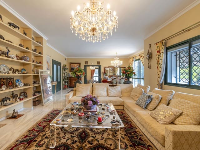 4 slaapkamer Villa te koop in Marbella met zwembad garage - € 2.050.000 (Ref: 9410503)