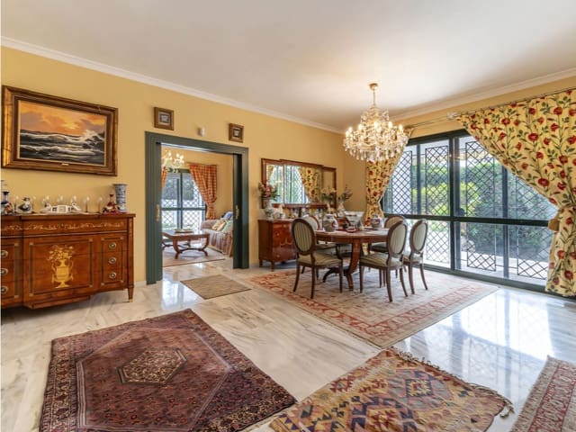 4 slaapkamer Villa te koop in Marbella met zwembad garage - € 2.050.000 (Ref: 9410503)