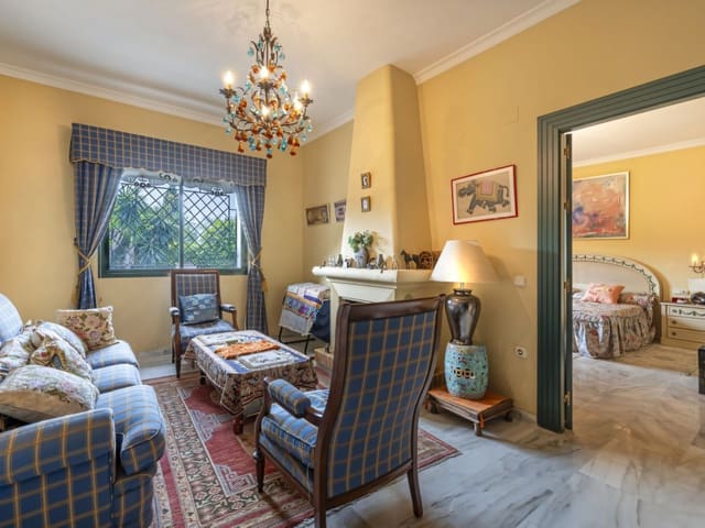 4 slaapkamer Villa te koop in Marbella met zwembad garage - € 2.050.000 (Ref: 9410503)