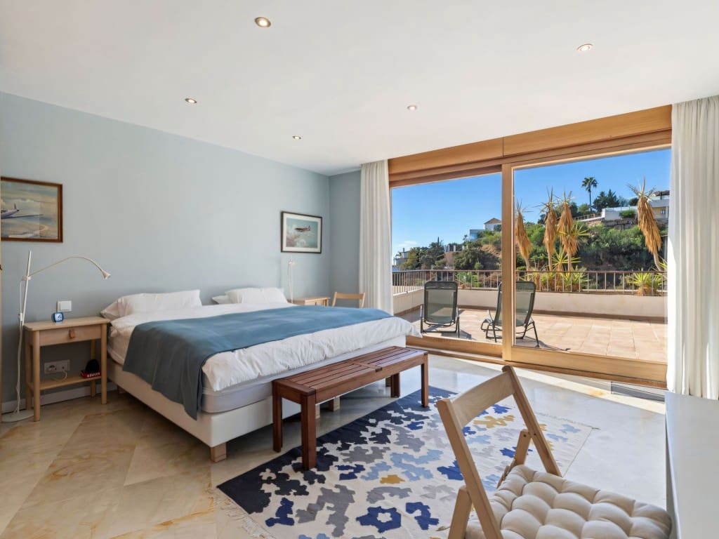 3 slaapkamer Penthouse te koop in Los Monteros met zwembad - € 795.000 (Ref: 9413559)