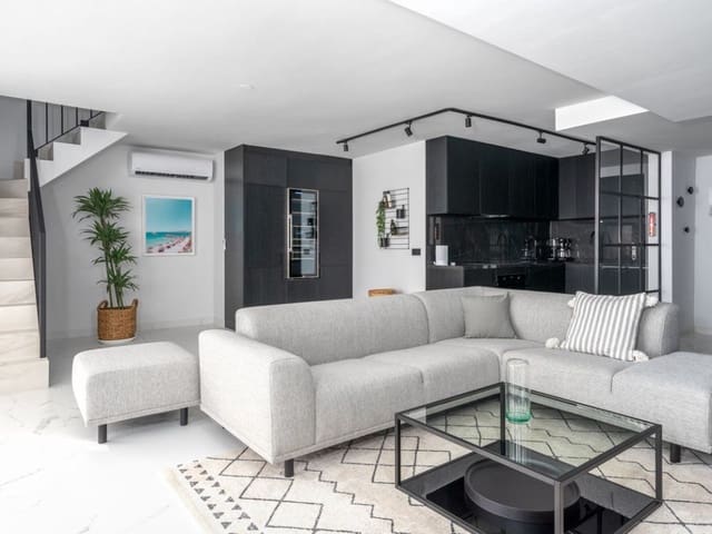 4 slaapkamer Penthouse te koop in Fuengirola met zwembad - € 1.025.000 (Ref: 9413560)