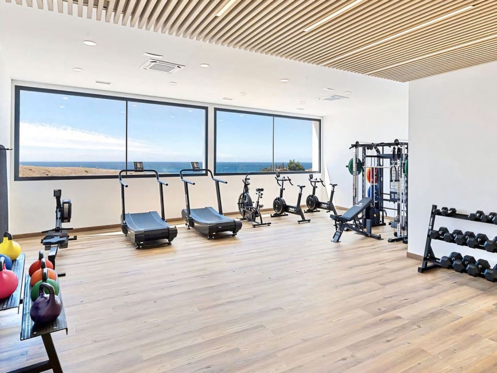 3 chambre Penthouse à vendre à Carvajal avec piscine - 1 295 000 € (Ref: 9413561)