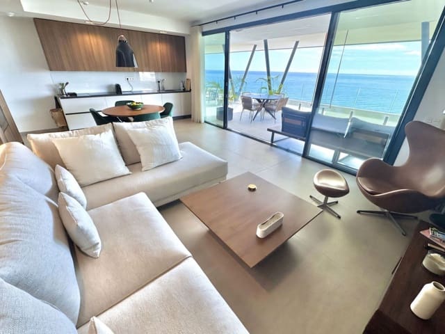 3 soverom Penthouse til salgs i Carvajal, Fuengirola med svømmebasseng - € 1 295 000 (Ref: 9413561)